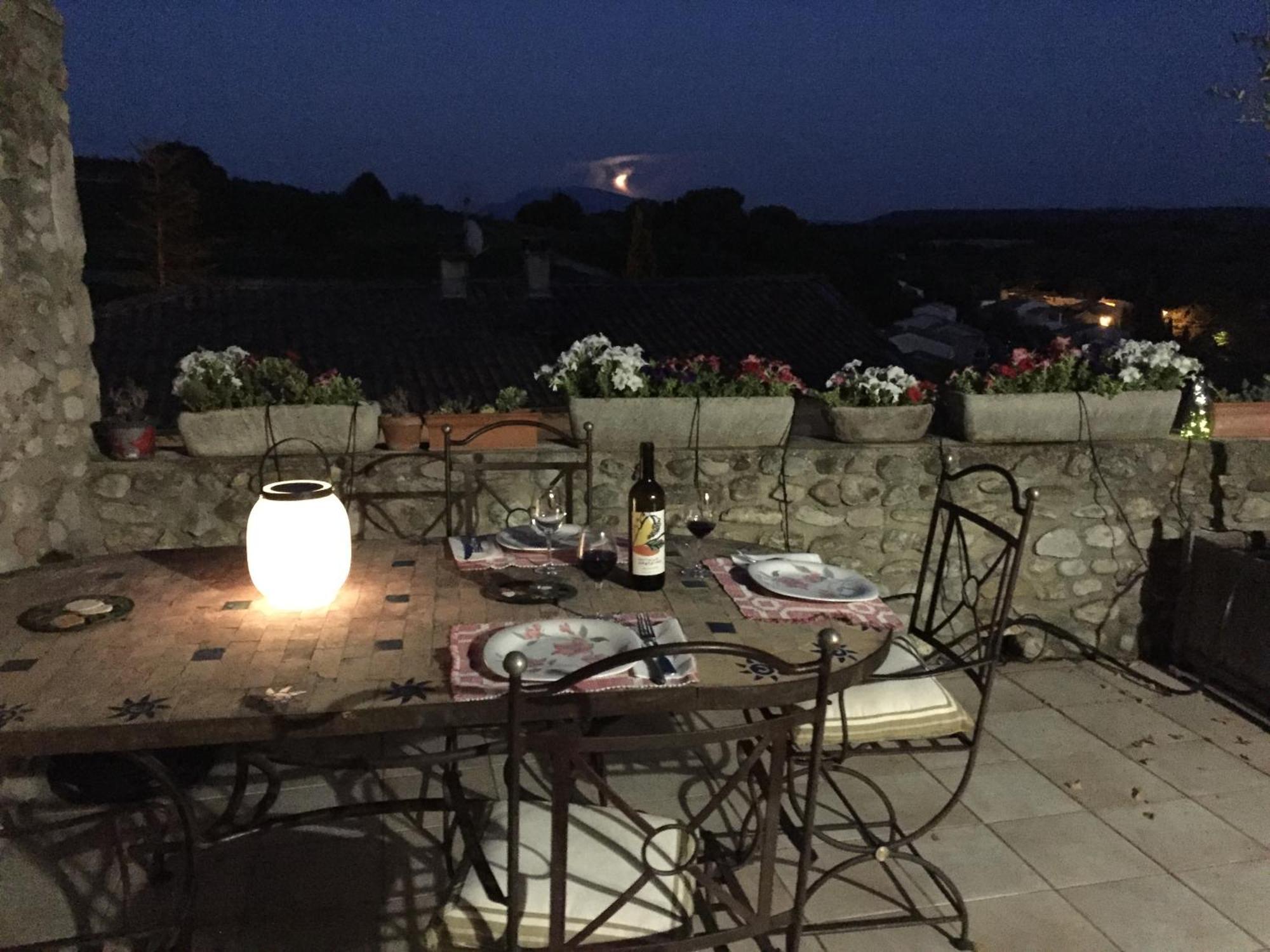 Bed and Breakfast Gite Belle Vue Visan Экстерьер фото